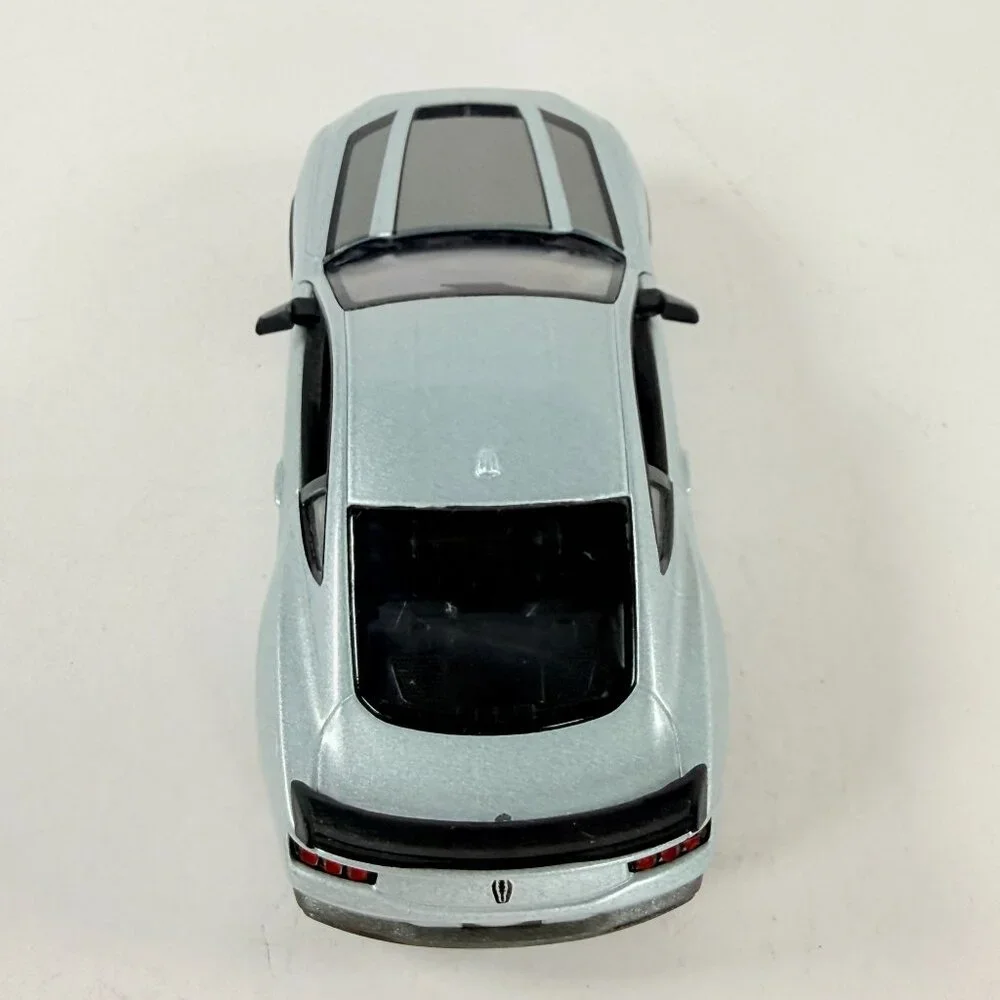 Kinsmart 2024 Ford Mustang Dark Horse Pull Back Diecast 1:38 Silver Black